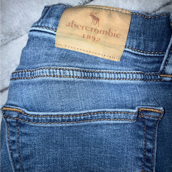 Abercrombie & Fitch Blue Straight Leg Jeans - Picture 2 of 2